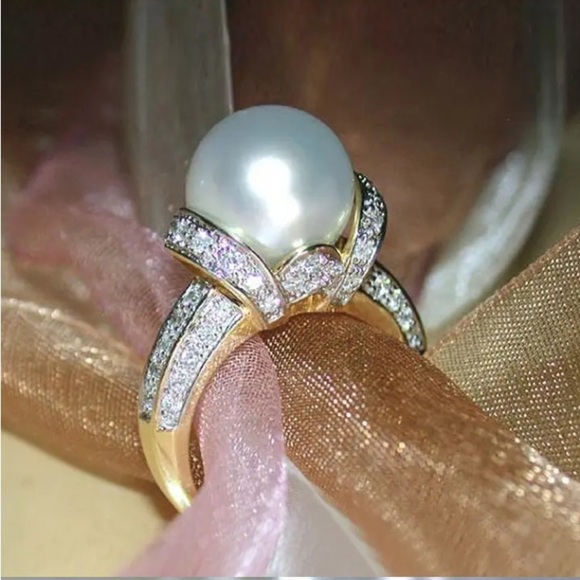 925 Diamond & Pearl Luxury Statement Ring - Picture 2 of 5